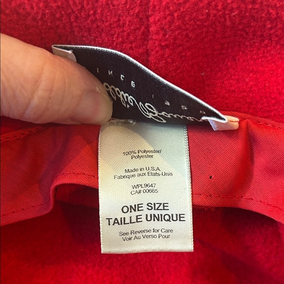 Eddie Bauer Red Fleece Hat - Picture 5 of 5